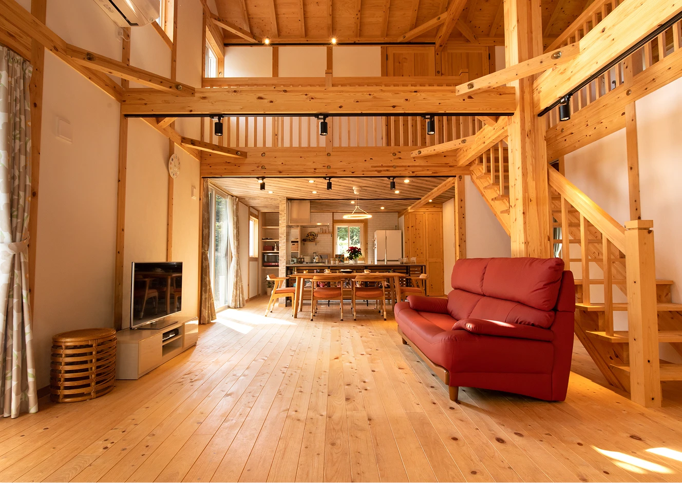 平屋大屋根スタイル 写真スライド4